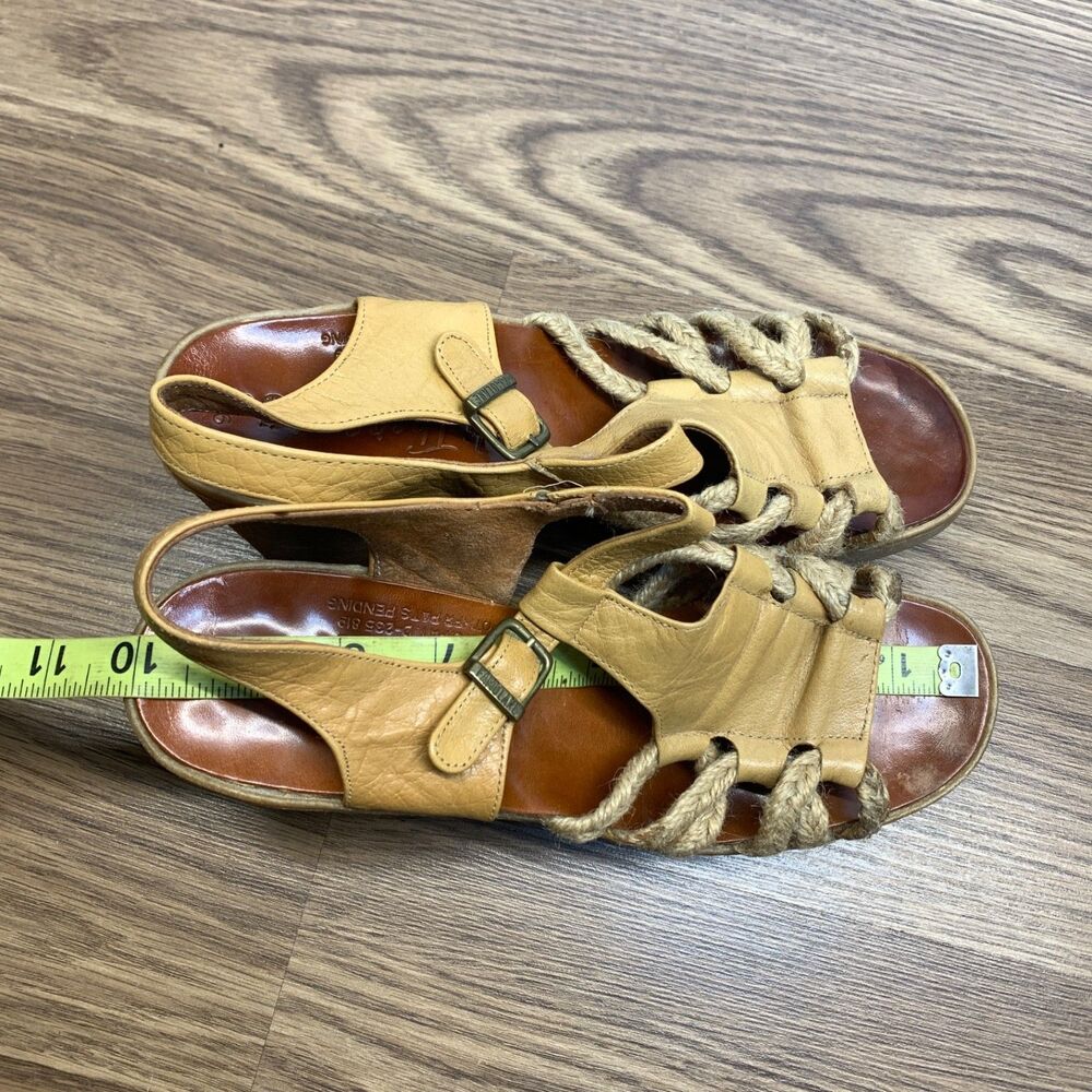 1970's FAMOLARE Womens Vintage Shoes Sandals Heels Rubber Wavy Wedge Size 6 - Picture 10 of 11